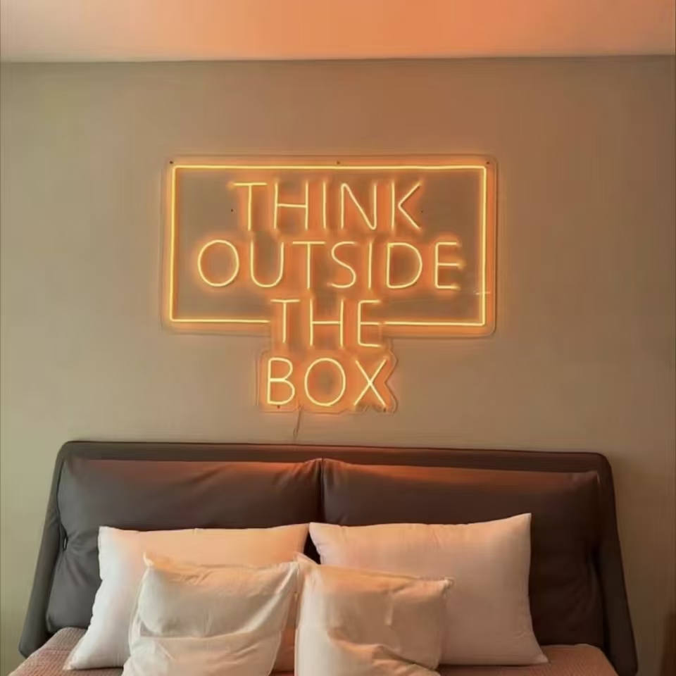 Custom Neon Sign Personalized  - Party Games Name recension och pris